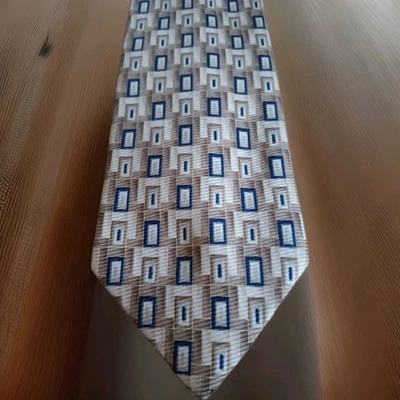 Corbata Angelo Rossi Le Collezion Hecha a Mano Diseñada en Italia Azul Marino/Dorado Geo... Foto 1 de 4