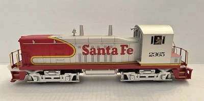 MTH RailKing O 30-20018-1 NW-2 Switcher Diesel Engine Santa Fe 2365 ProtoSound2 - Image 1 of 4