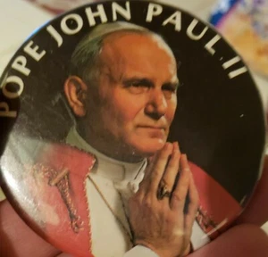 Vintage Pope John Paul II 1979 Old Catholic Pin Button - Picture 1 of 9