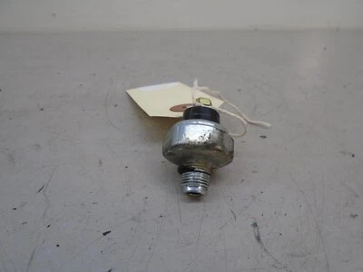 Sensor de presión de aceite para Honda CBR929RR 929RR 2000 y 2001 Foto 1 de 4