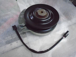 NEW STENS 255-784 PTO CLUTCH - REPLACES: WARNER 5219-220 - JOHN DEERE AUC13775 - Picture 1 of 4