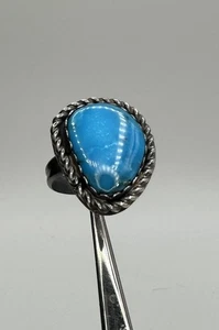 Fun Vintage Old Pawn Native American Sterling Deep Blue Turquoise Ring Size 9.5 - Picture 1 of 11