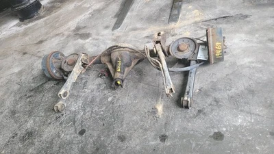 1997-2002 Jeep Wrangler Rear Axle Assembly Spicer 35, w/ABS/Drum 3.07 Gear Ratio - Image 1 of 4