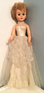 VINTAGE 24" BRIDE WEDDING DRESS DOLL SLEEP EYES JOINTED BEAUTIFUL VINYL FACE - Picture 1 of 12