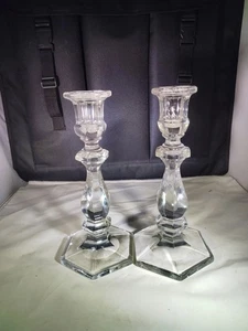 Antike Heisey Glas klar Kristall 9" hoch alte Williamsburg Kerzenständer Paar - Bild 1 von 6