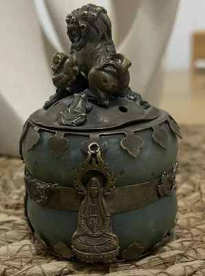 Antiguo quemador incensario chino de bronce de jade - Guardian Foo Lion & Guan Foto 1 de 4