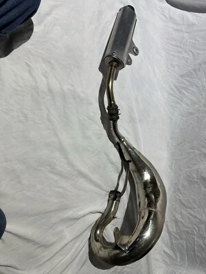 Tubo graso FMF Racing para KTM 65SX 16-23/HQV TC65 17-23/gas gas MC65 Foto 1 de 4