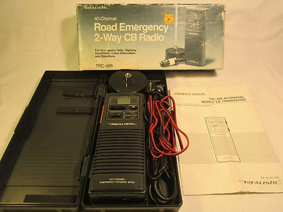 Vintage REALISTIC 40-Channel Road Emergency 2-Way CB RADIO TRC-409 [j11] - Image 1 of 4