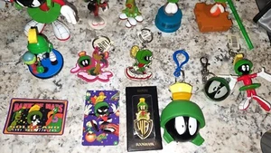 Marvin The Martian 26 Piece Collection From The Warner Brothers Store 1997/98 - Picture 1 of 24
