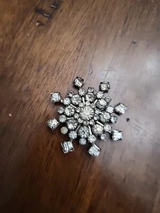 Vintage Atomic Clear Rhinestone Brooch Square and Round 2” Starburst - Picture 1 of 14
