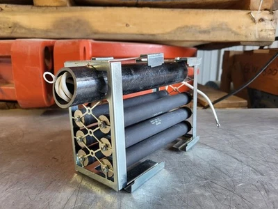 Conjunto de resistencia de amortiguación SURPLUS NUEVO ALLEN-BRADLEY 81001-956-65R - Rectificadores Foto 1 de 4