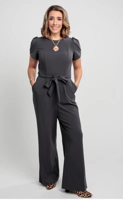 NUEVO CON ETIQUETAS MONO MANGA TULIPÁN CALVIN KLEIN, VERDE MILITAR, TALLA 10 Foto 1 de 4