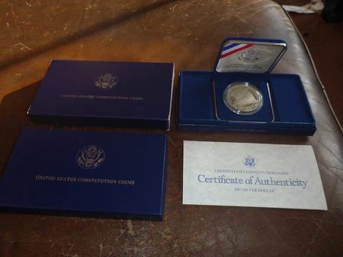 1987 S US Mint Constitution Uncirculated Silver Dollar Comm. $1 Coin Boxes & COA Cover