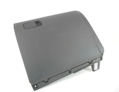 Guantera Volkswagen Jetta GLI 17 compartimento de almacenamiento OEM Foto 1 de 2