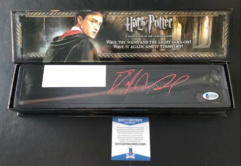 DANIEL RADCLIFFE SIGNED AUTOGRAPH HARRY POTTER ILLUMINATING WAND BAS BECKETT Cover
