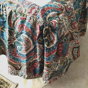 Vintage Ethan Inbus mehrfarbig Paisley Doppel Vollbett Rock Staub Rüsche sammeln USA - Bild 1 von 8