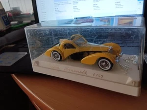 Solido 1/43 Scale #4109 Bugatti Decouviable - Yellow/Black - Boxed - Picture 1 of 4