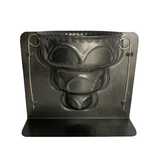 RBV Birkmann 3D Feliz Cumpleaños Pastel al horno 6 in x 5,5 in. Molde para hornear usado en excelente estado - Imagen 1 de 4