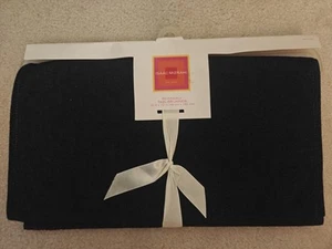 New in Package Issac Mizrahi Reversible Runner 16" X 72" - Picture 1 of 2