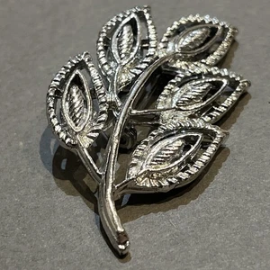Vintage Gerry's Farnblatt Brosche Anstecknadel silberfarben Metall botanischer Akzent - Bild 1 von 9