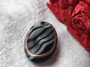 Bouton ancien en  verre collection  ovale tigré gris  1,5 sur 2,2 cm G11A - Picture 1 of 3