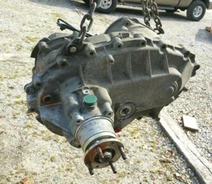 95-02 Land Rover Range Rover P38 4.0 4.6 HSE Transfer Case Borg Warner FTC4745 - Picture 1 of 5