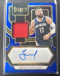 2023-24 Panini Select Jonas Valanciunas Patch Auto Blue Prizm #39/49 - Picture 1 of 2