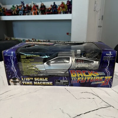 Back To The Future II DeLorean 1/15 Time Machine Diamond Select New Batteries - Image 1 of 4