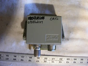 Danfoss 084G2107 PRESSURE TRANSMITTER 0-6BAR 11-32VDC - Picture 1 of 6