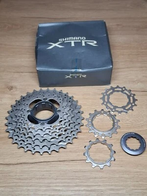 Retro Vintage Bicycle Parts NIB NOS Shimano XTR CS-M950 Hyperglide 8-Speed - Image 1 of 4
