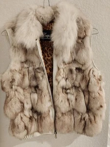 Bugatteli Real Fur Vest. some marking on the leather as seen in the photo  - Picture 1 of 14