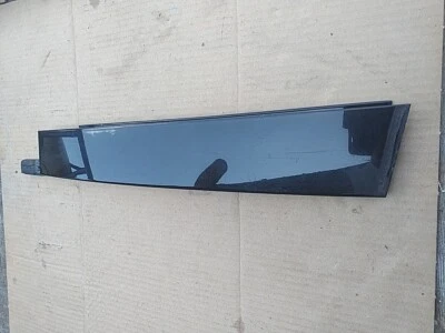 ОТДЕЛКА ВНЕШНЕЙ СТОЙКИ ДВЕРИ B ЧЕРНАЯ ОТДЕЛКА СПЕРЕДИ СПРАВА - Jaguar S-Type 99-07 - Изображение 1 из 2