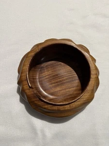 Cuenco pequeño de madera burl tallada a mano vintage Gerd Abell (chip) - Imagen 1 de 8