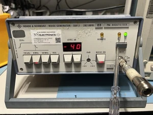 Rohde & Schwarz Noise Generator SUF 2 Tested Working  - Picture 1 of 6