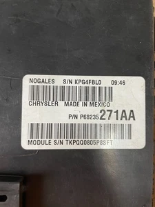 2011-14 Chrysler/Dodge P68235271AA FUSE RELAY BOX INTEGRATED POWER MODULE TIPM - Picture 1 of 6