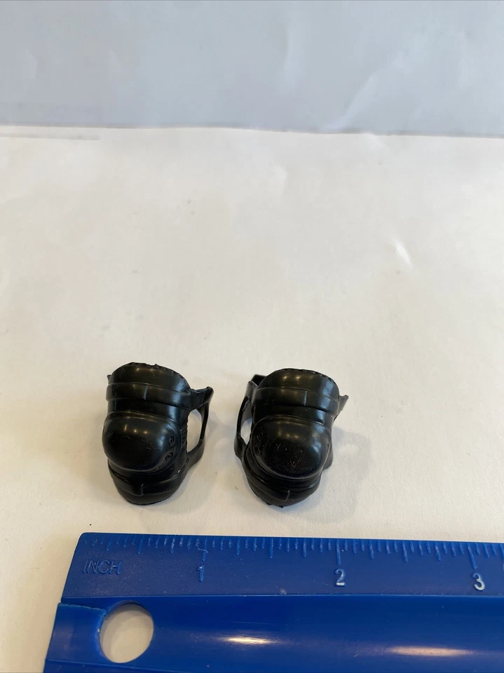 GI JOE Accessory￼-Leg/knee Guard FOR 12" ACTION FIGURE  1/6 SCALE 1:6 21st-JB - Image 1 of 3