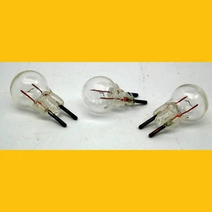 MODEL POWER 12960 BULB LIONEL 12-300 EQUIVALENT O-27 Lights & Locos 6V QTY 3 - Imagen 1 de 1