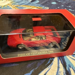 FERRARI TESTAROSSA 1984 RED FERRARI COLLECTION IXO FER022 1/43 - Picture 1 of 16