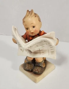 Hummel 5.5" Figurine - LATEST NEWS (MUNCHENER PRESSE) 184, Waffle Base TMK-2 "R" - Picture 1 of 8