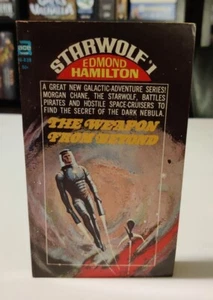 The Weapon From Beyond by Edmund Hamilton Starwolf #1 1967 Jack Gaughan Cover - Bild 1 von 14