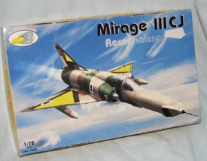 Mirage III CJ 1:72 RV Avión 72050 Modelo Kit Nuevo de Lote Antiguo Piezas Selladas - Imagen 1 de 4