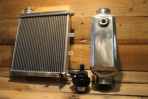 Premium Aluminium Water to Air Square Intercooler Kit Street Series - Picture 1 of 6