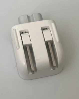 Apple Macbook Duckhead 2.5A 125 2-Prong Wall Adapter Plug - Image 1 of 3