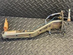 1992-1995 Toyota 4Runner Fuel Pump Bracket SENDING UNIT 1992 1993 1994 1995 - Picture 1 of 7