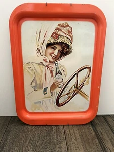 Coca Cola Serviertablett 1906 Lady Driving Vintage 1972 Reproduktion siehe Bilder - Bild 1 von 3