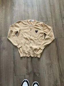 PLAY COMME des GARCONS long sleeve cardigan onepoint beige size S - Picture 1 of 4