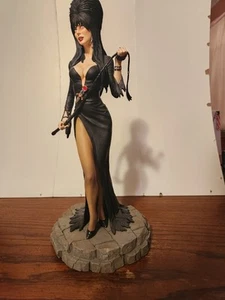 Tweeterhead Elvira Mistress of the Dark Limited Edition CCP Maquette RARE - Picture 1 of 12