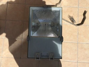 Faro proiettore da esterno alogeno “Leonardo Luce ita” grado impermeabilità IP66 - Foto 1 di 5