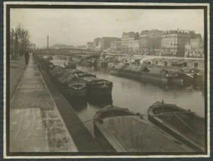 Paris vers 1910. Le Canal Saint-Martin depuis le Bd Bourdon. Péniches. Entrepôts - Picture 1 of 1