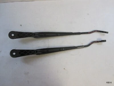 Par de brazos limpiaparabrisas delantero izquierdo y derecho para 1995 1996 1997 1998 Saab 900 convertible Foto 1 de 4